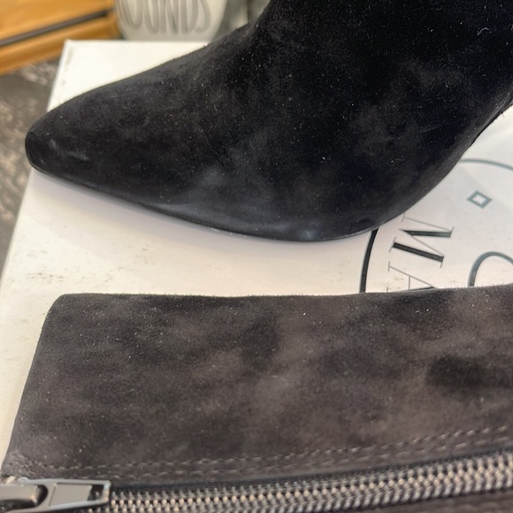 Steve Madden Clovers Black Suede - Picture 8 of 10